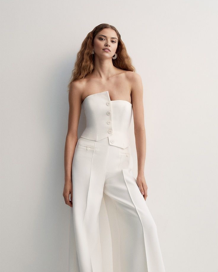 trendy white bustier for women