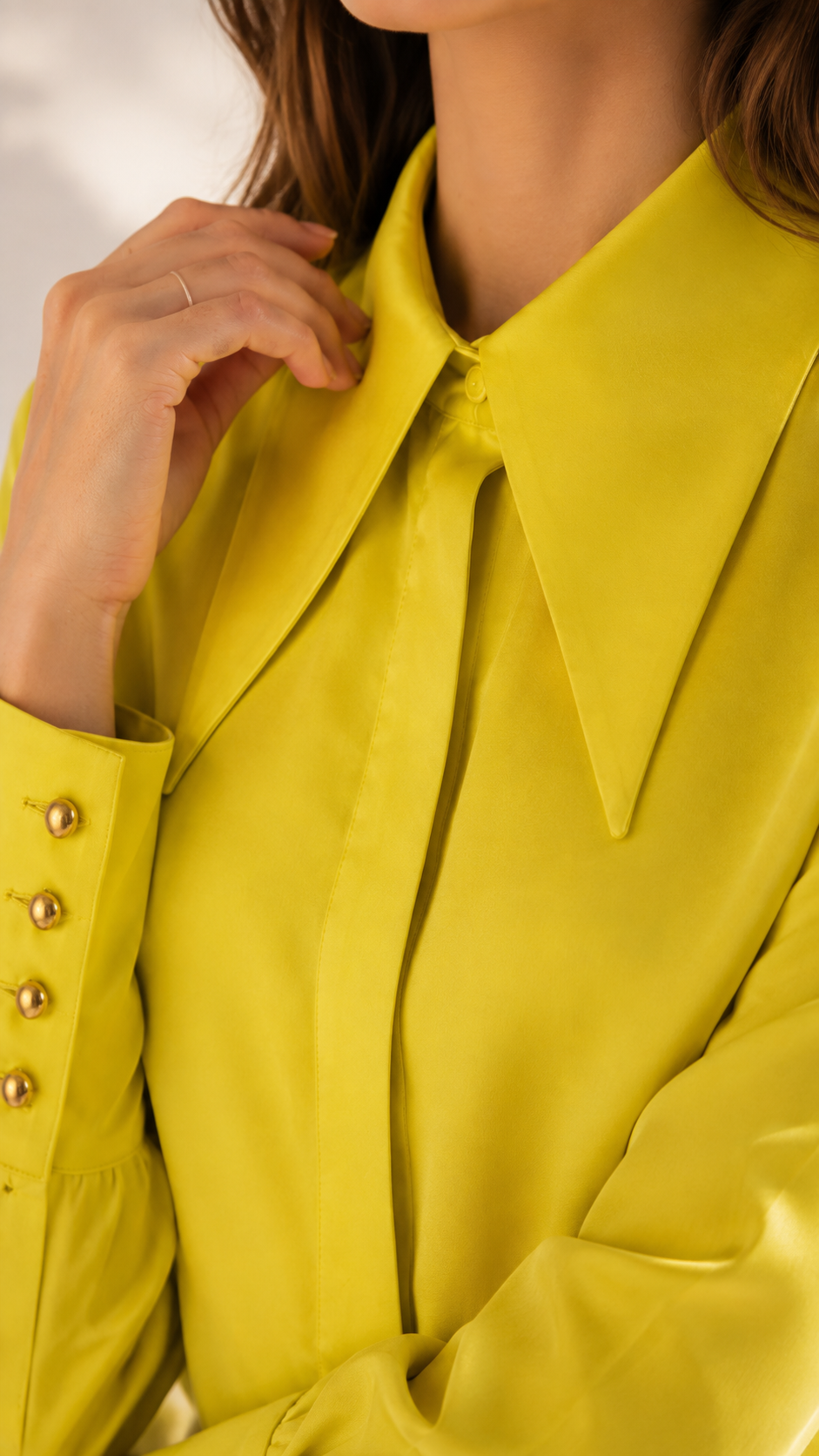 Yellow statement collar shirt, close-up of pointed collar, concealed placket and gold cuff buttons | Beyond Formals