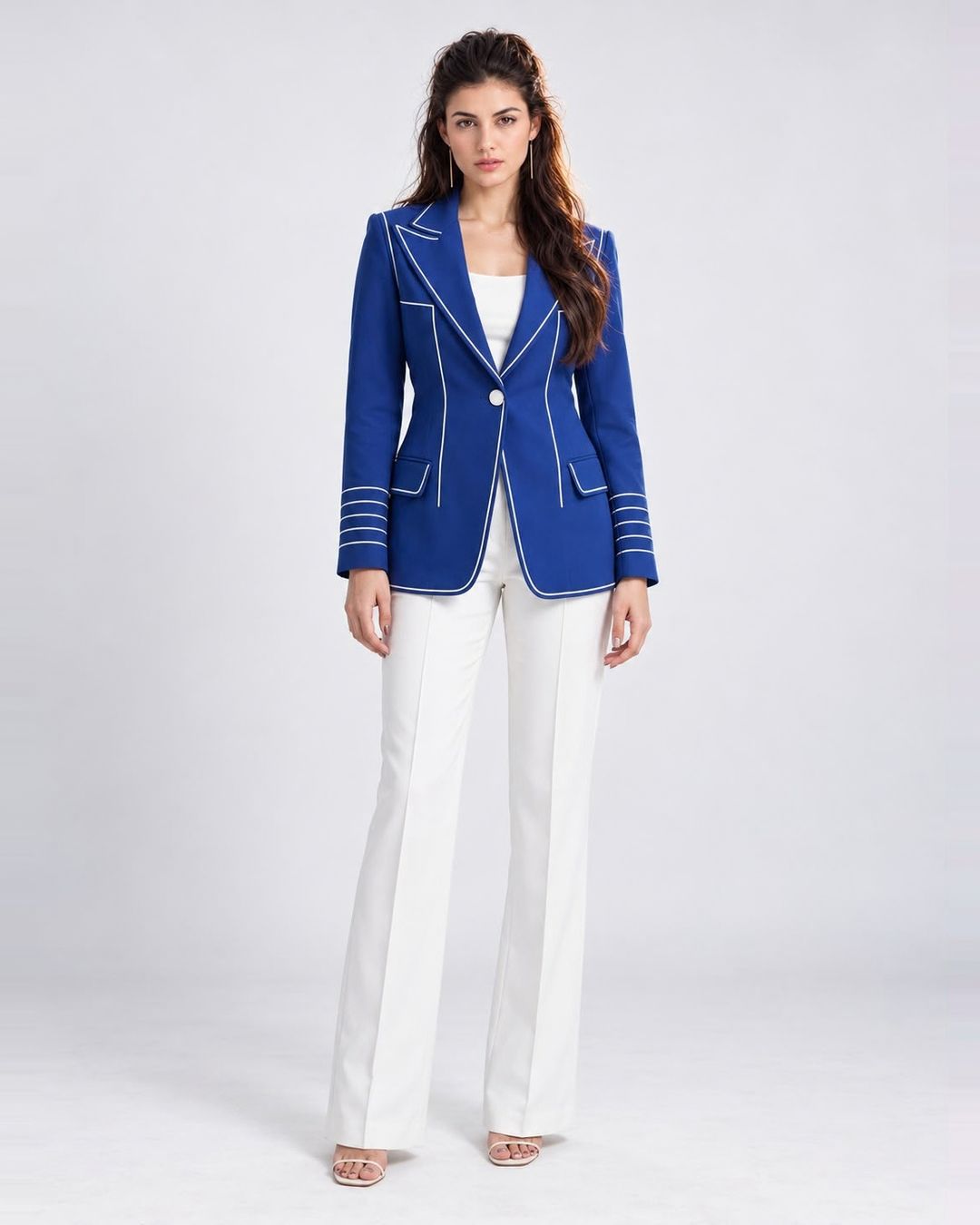 Single-breasted longline contrast-piped blazer in blue, detail